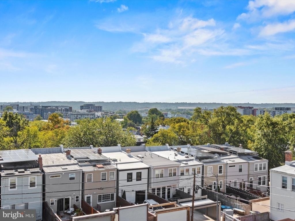 1267 Penn Street Ne - Photo 16