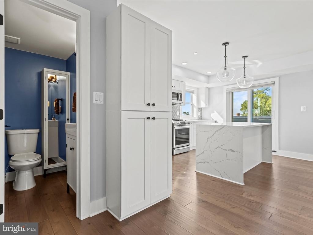 1267 Penn Street Ne - Photo 7