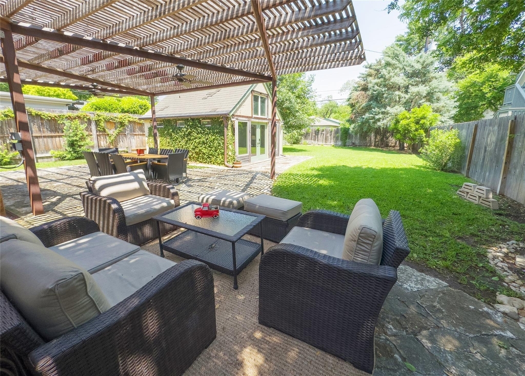 1512 Northwood Rd - Photo 18