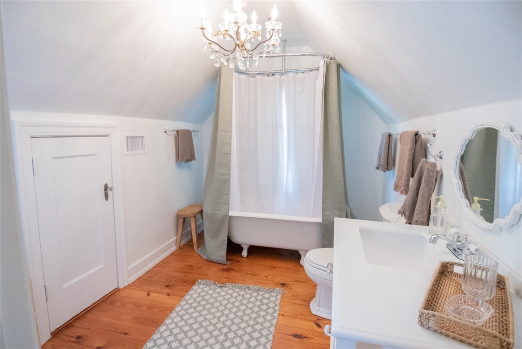 1512 Northwood Rd - Photo 4