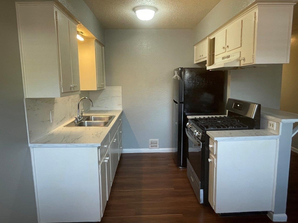 309 E Grady Dr - Photo 7