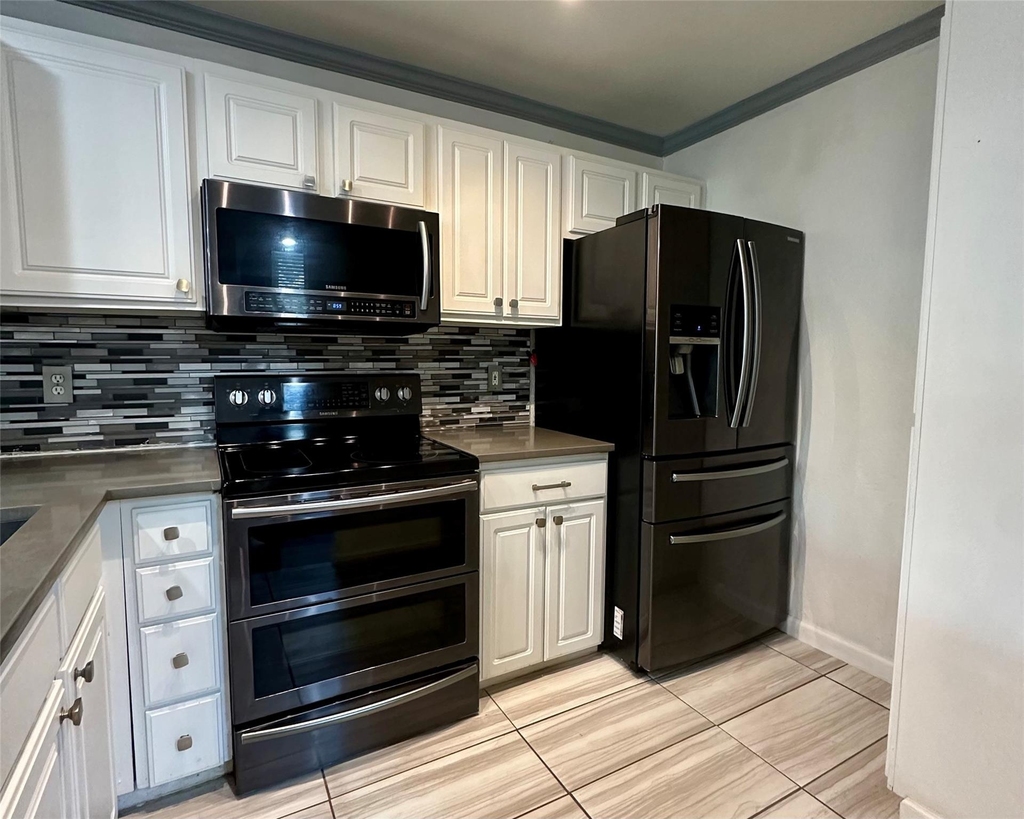 2018 W Rundberg Ln - Photo 8