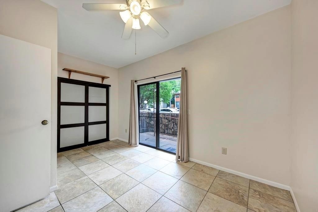 2901 San Jacinto Blvd - Photo 4