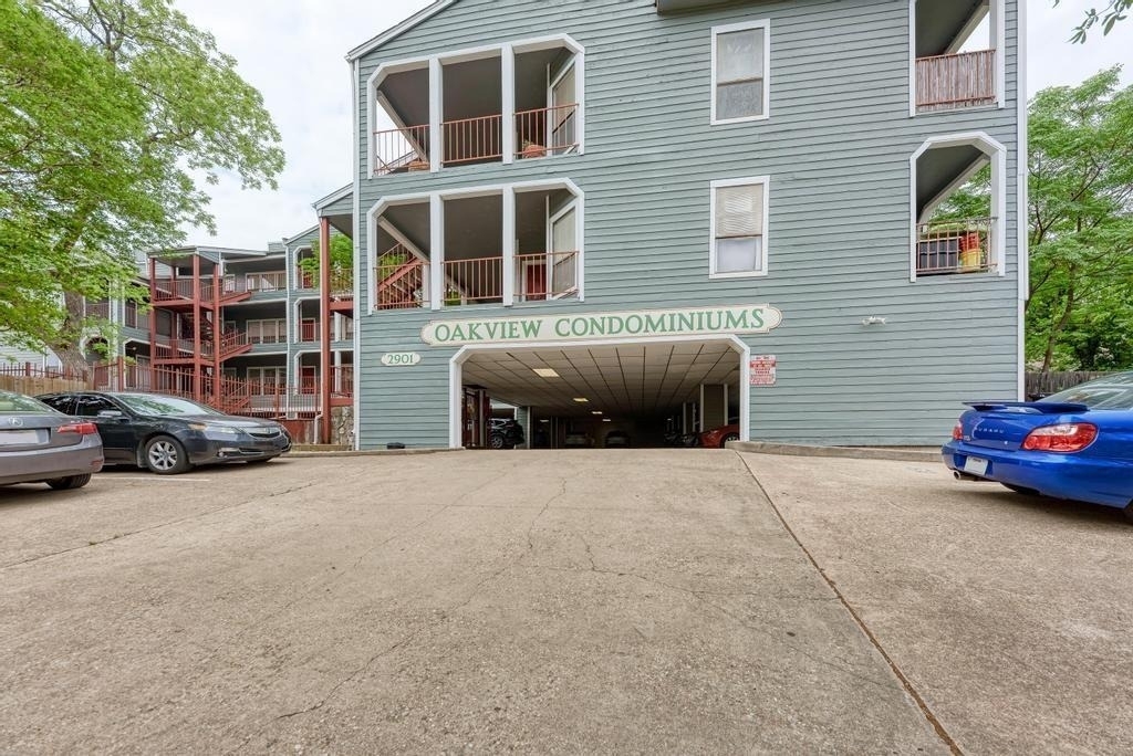 2901 San Jacinto Blvd - Photo 11