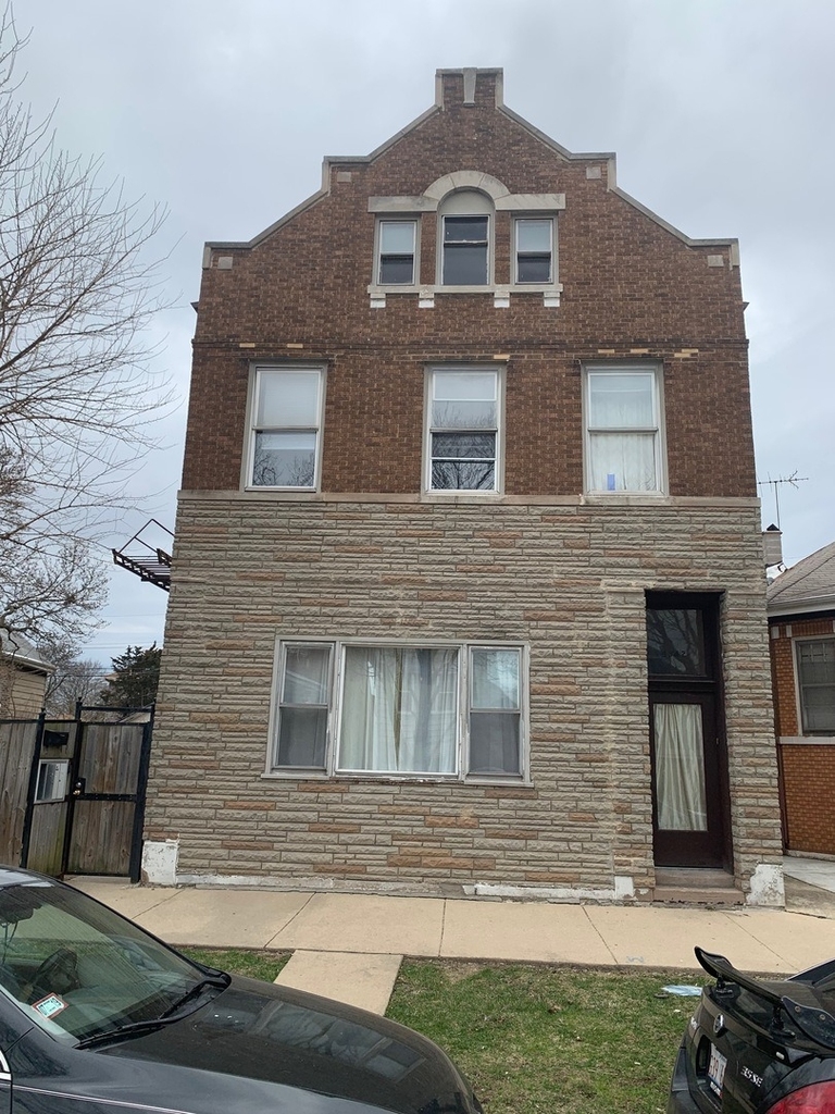 5342 S Fairfield Avenue - Photo 0