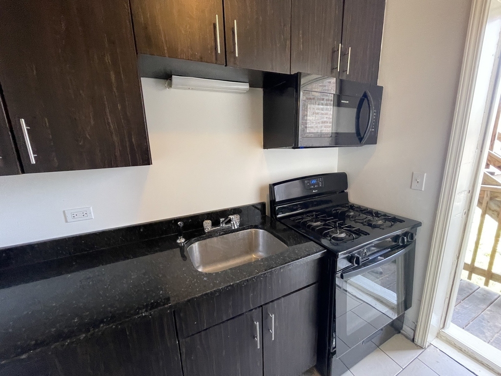 7626 S Drexel Avenue - Photo 7