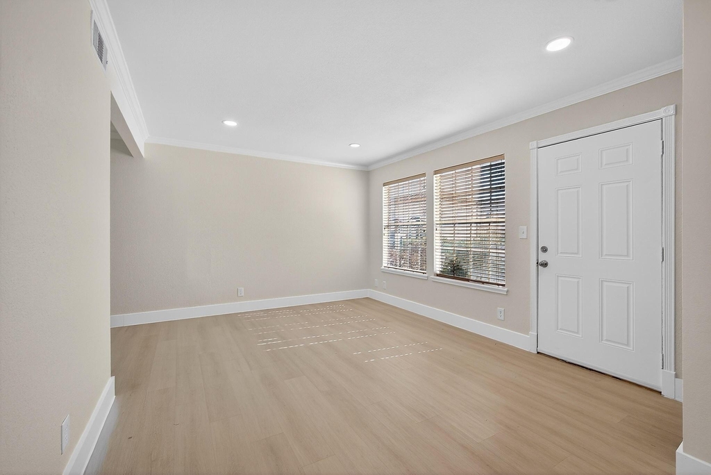 1221 Cedar Post Lane - Photo 2
