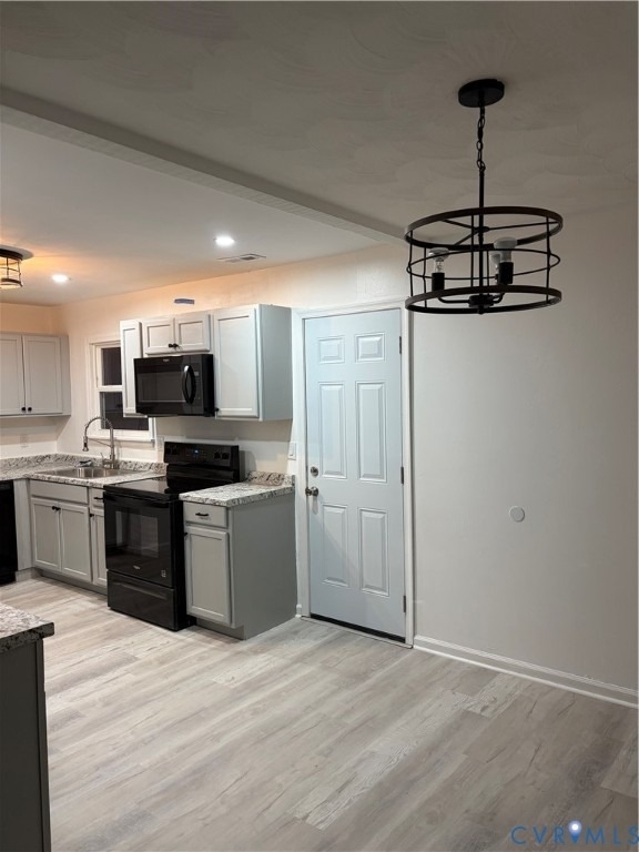 221 W Kelly Avenue - Photo 2