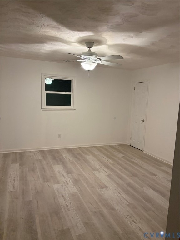 221 W Kelly Avenue - Photo 5