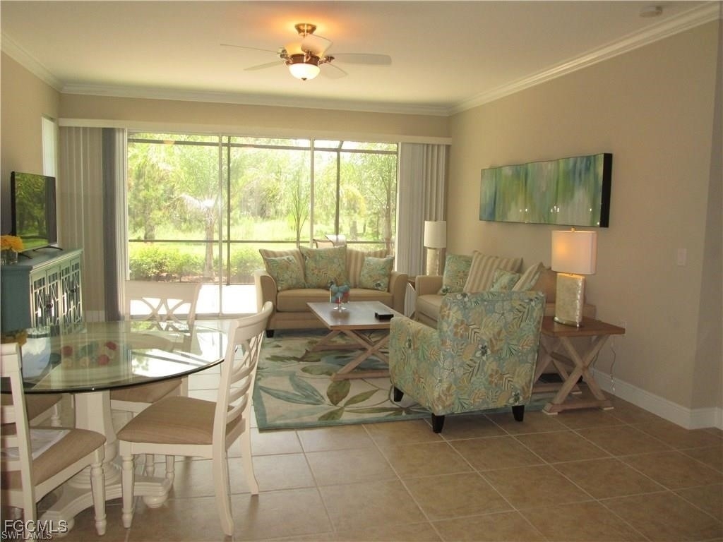 10702 Cetrella Drive - Photo 3
