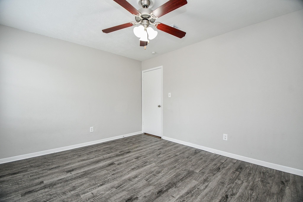 11411 Pepperdine Lane - Photo 22
