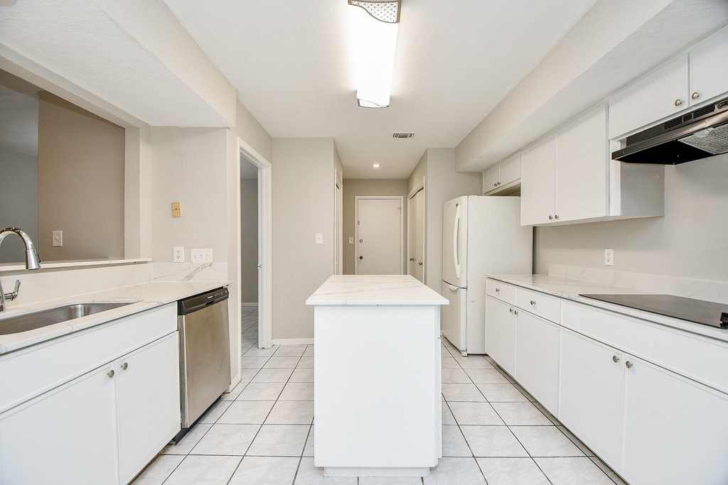 11411 Pepperdine Lane - Photo 15