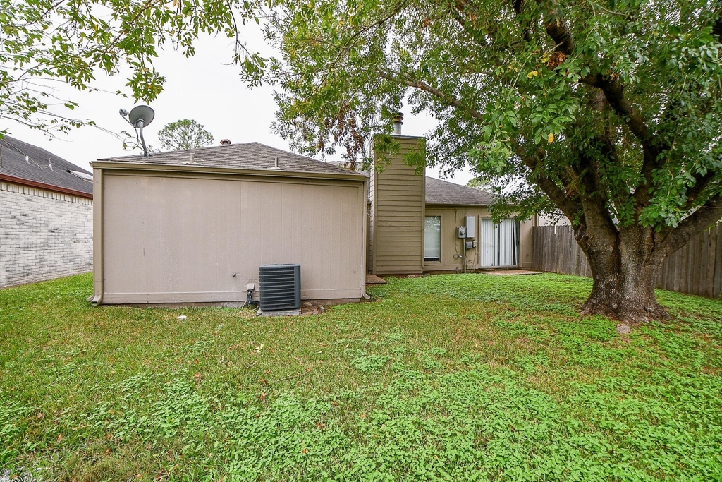 11411 Pepperdine Lane - Photo 28