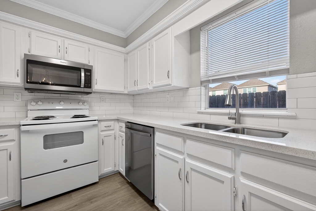 1221 Cedar Post Lane - Photo 1