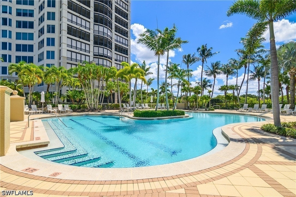 8787 Bay Colony Drive - Photo 48