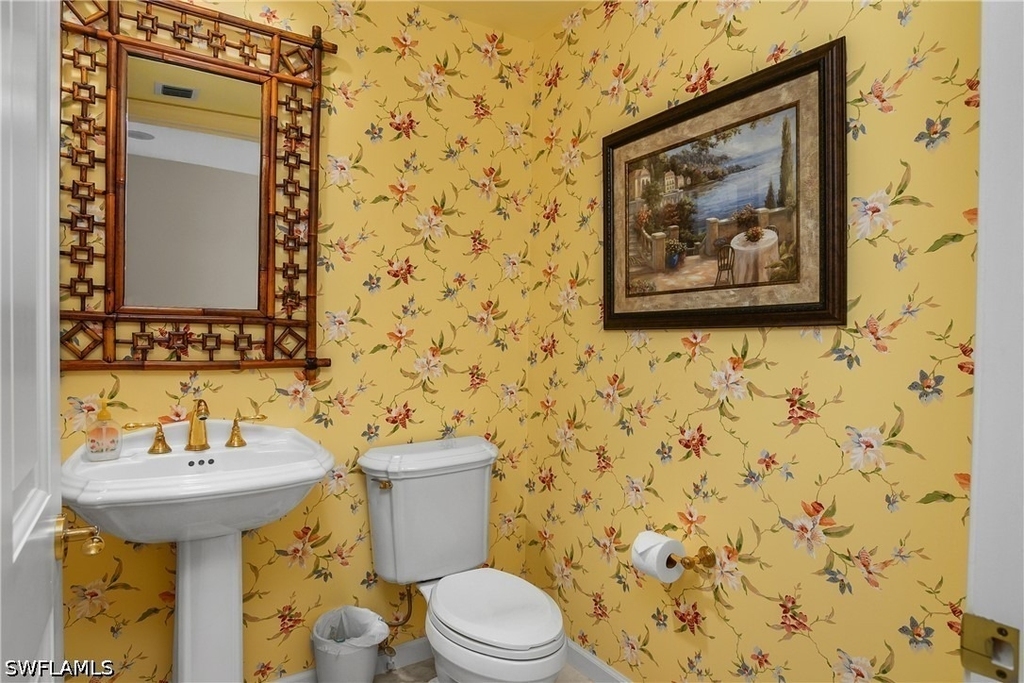 8787 Bay Colony Drive - Photo 33