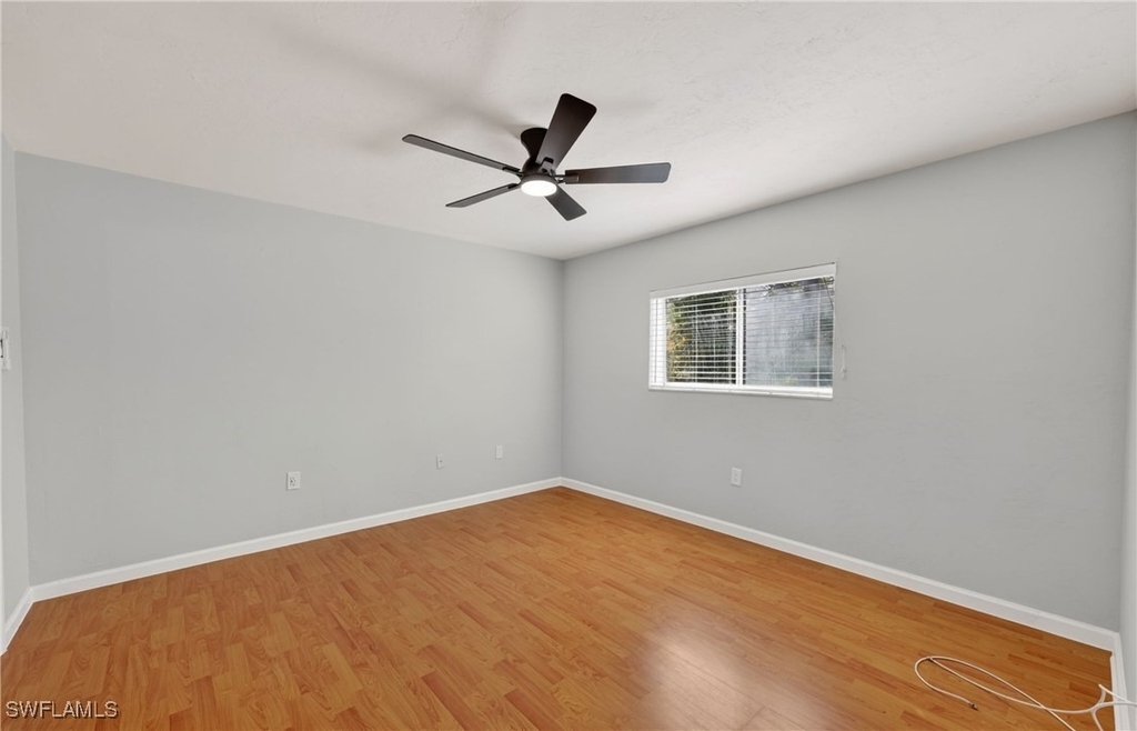 144 Cypress Way E - Photo 17