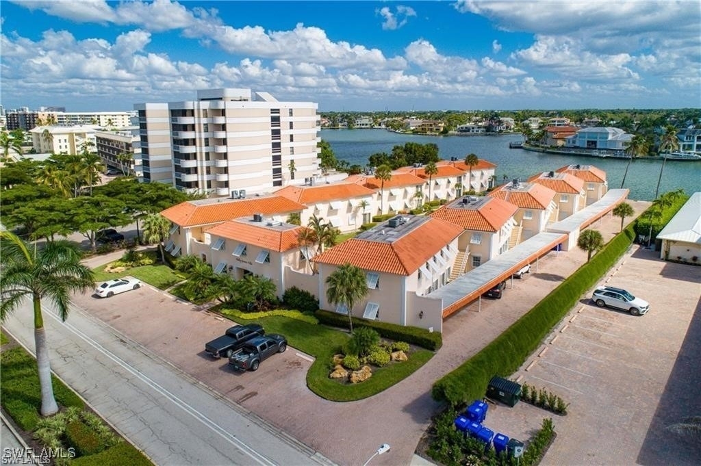 3070 Gulf Shore Boulevard N - Photo 38