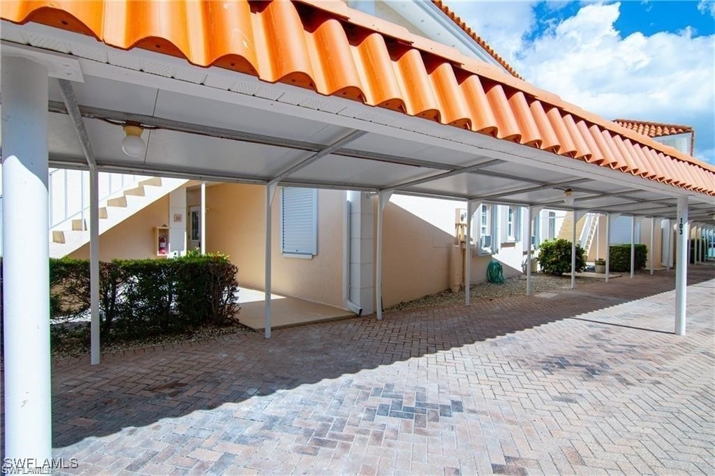 3070 Gulf Shore Boulevard N - Photo 37
