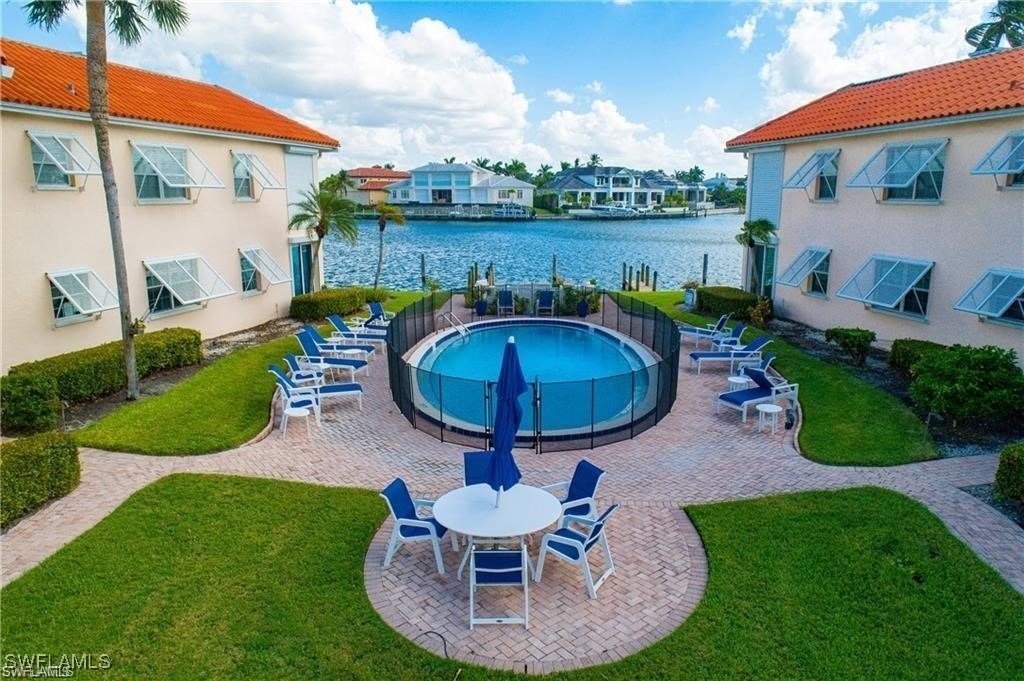 3070 Gulf Shore Boulevard N - Photo 39