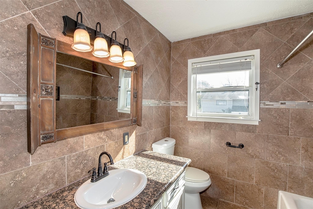 431 Sunset Drive - Photo 12