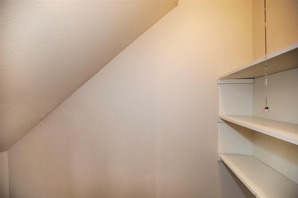 431 Sunset Drive - Photo 11