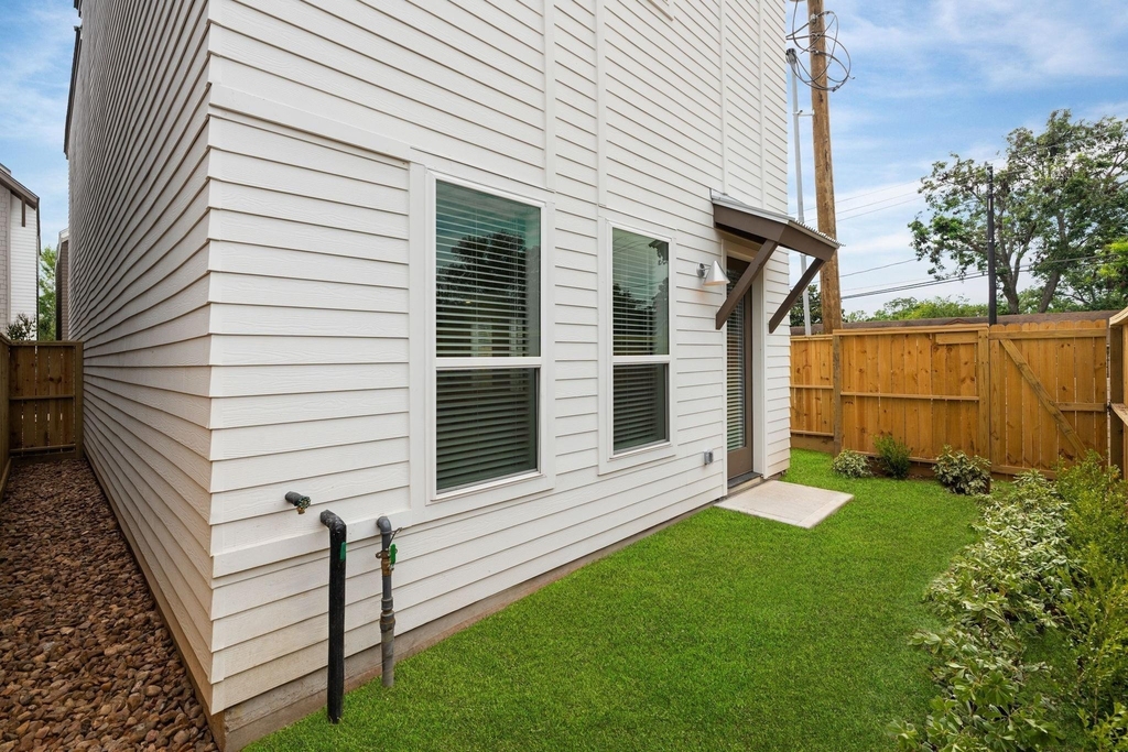 7504 Carver Road - Photo 21