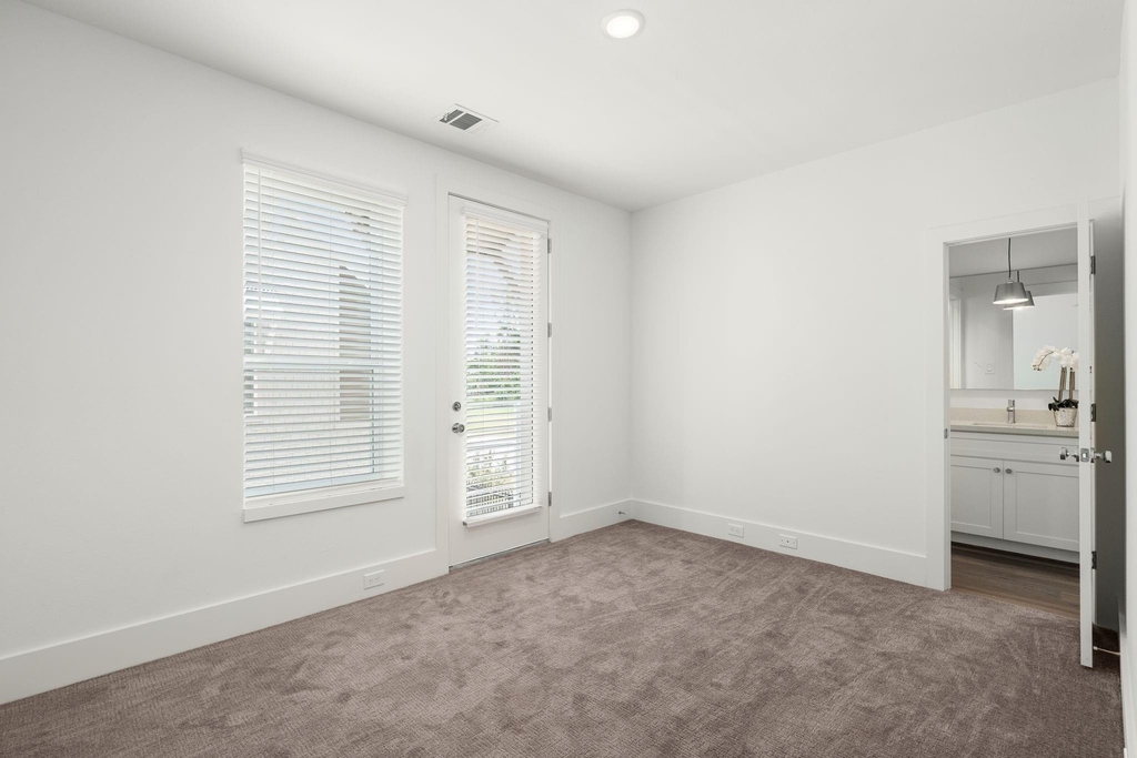 7504 Carver Road - Photo 20