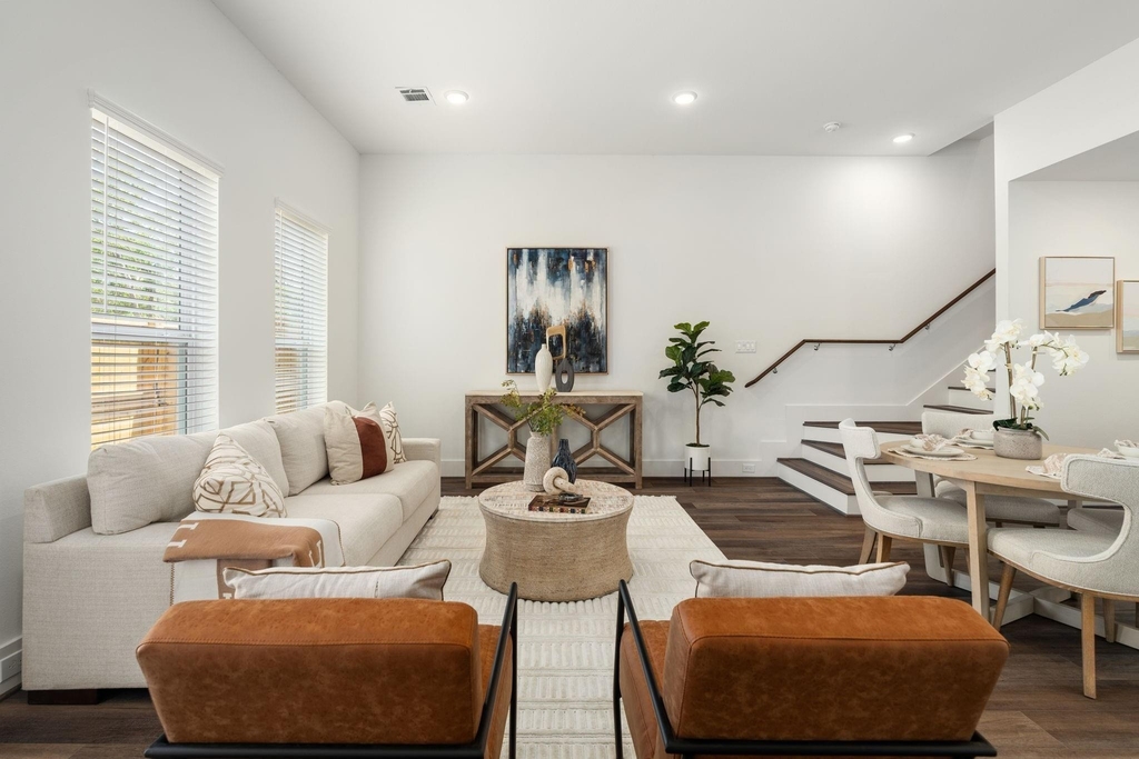 7504 Carver Road - Photo 3