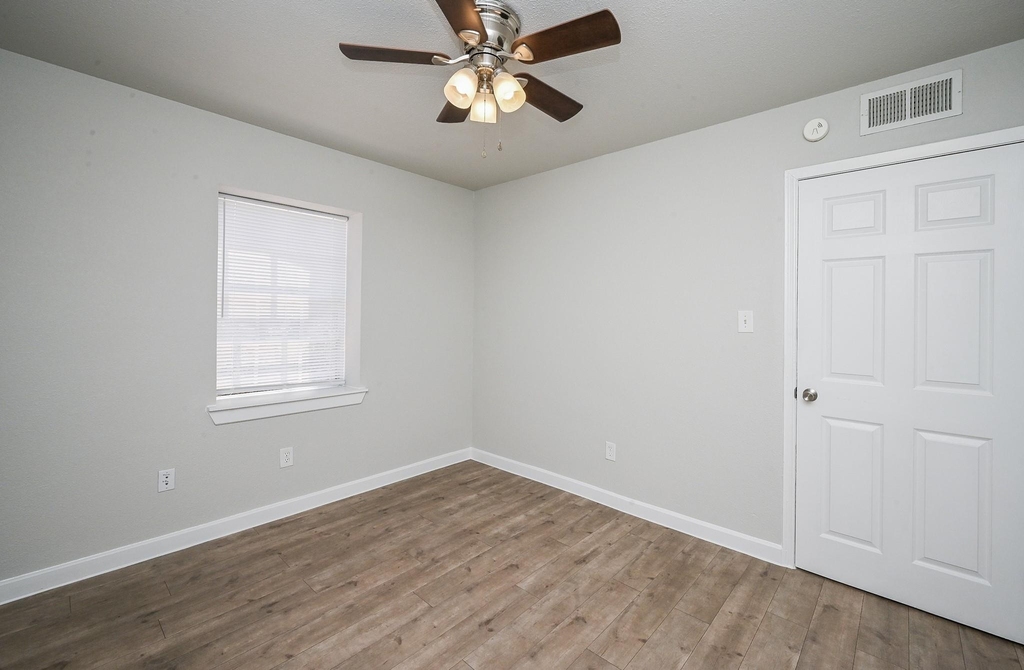 1518 East Avenue - Photo 15