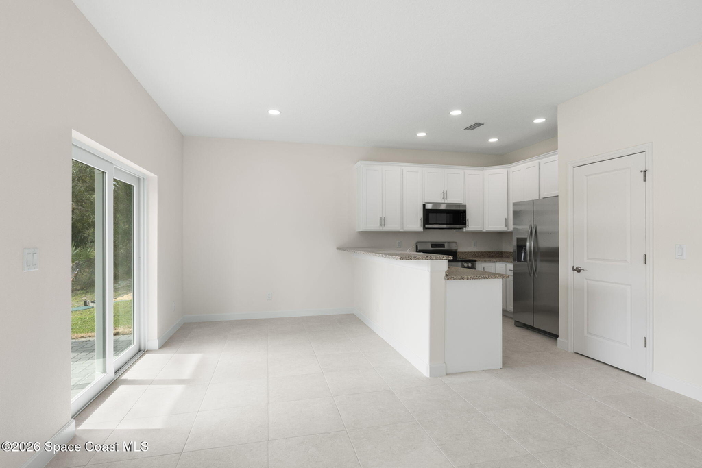193 Dayton Boulevard - Photo 8