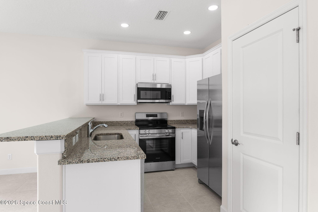193 Dayton Boulevard - Photo 10