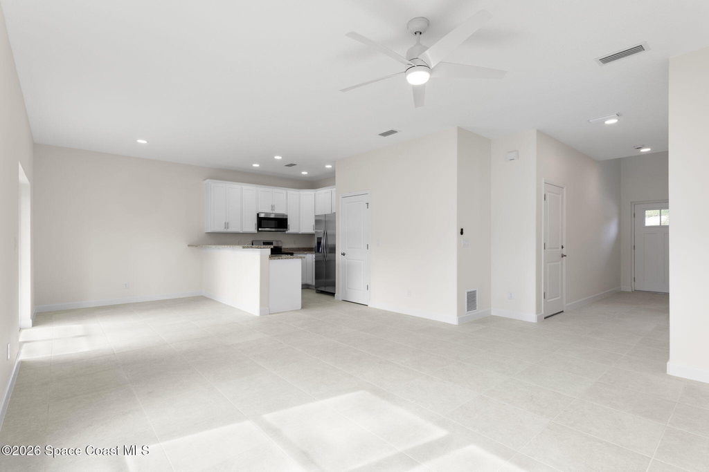 193 Dayton Boulevard - Photo 5