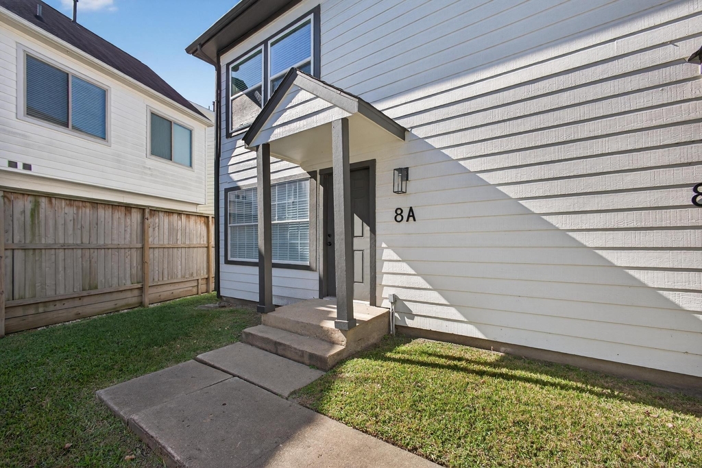 1221 Cedar Post Lane - Photo 2