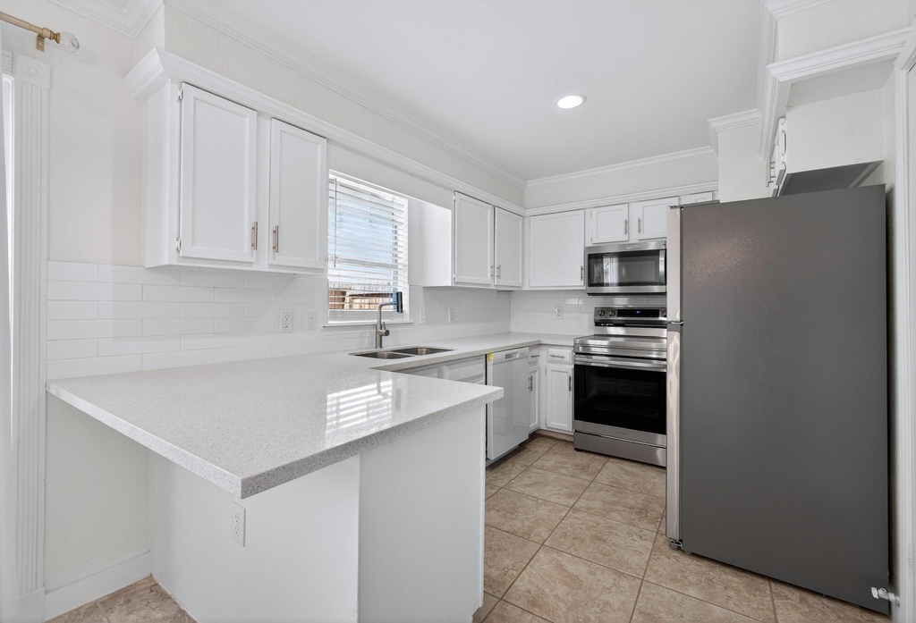 1221 Cedar Post Lane - Photo 8