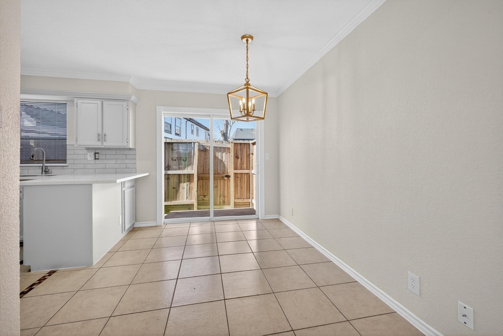 1221 Cedar Post Lane - Photo 5