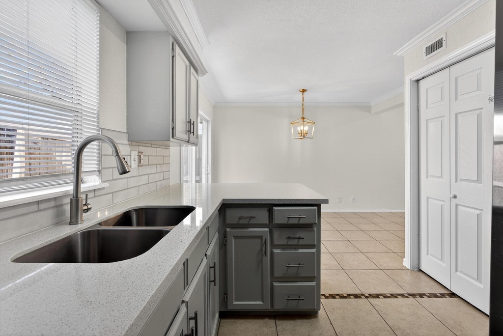 1221 Cedar Post Lane - Photo 9