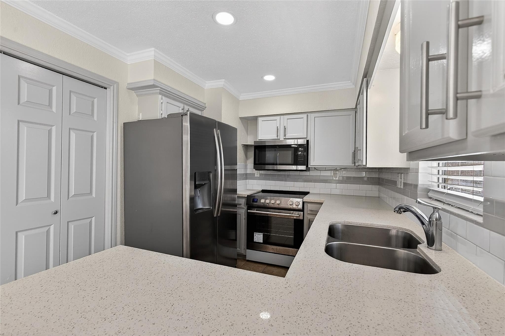 1221 Cedar Post Lane - Photo 6