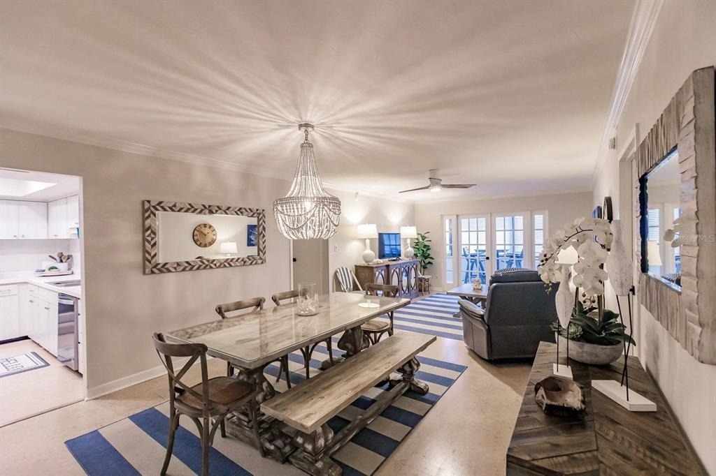 1055 W Peppertree Drive - Photo 4