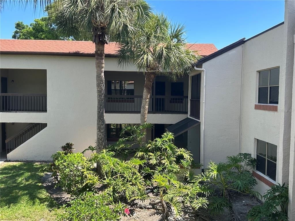 2971 Estancia Boulevard - Photo 2