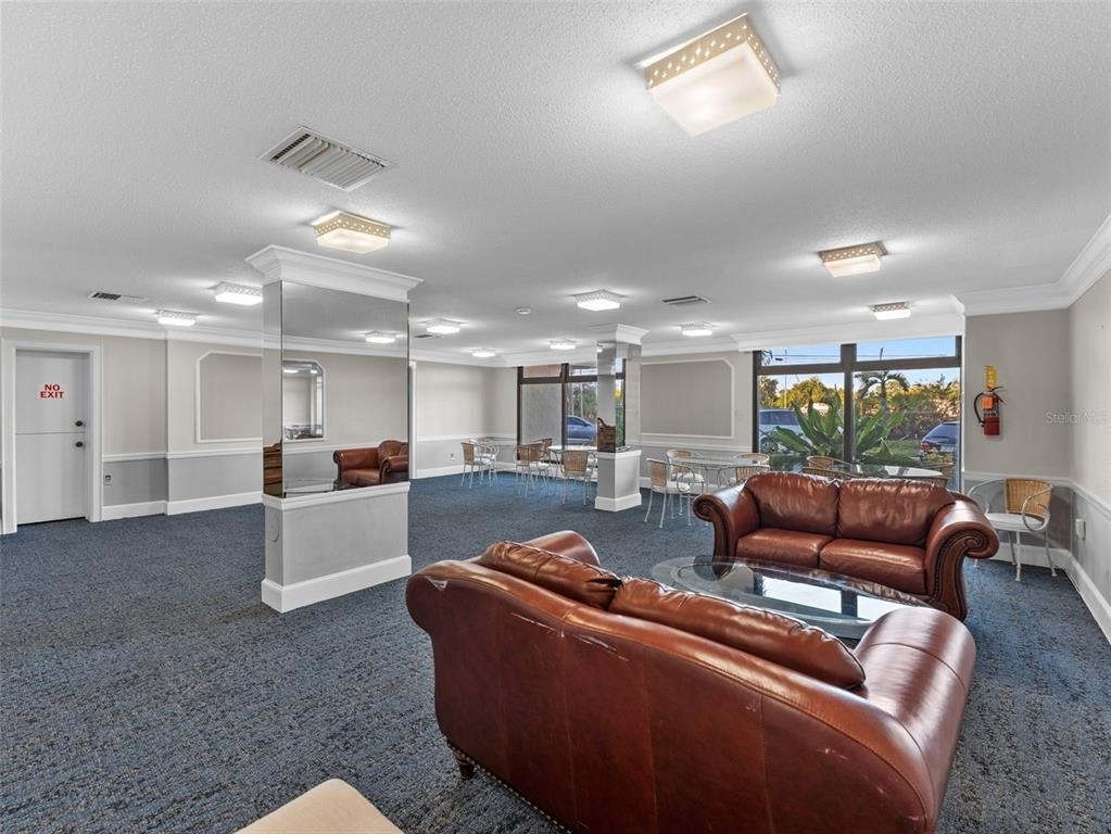 7100 Sunshine Skyway Lane S - Photo 22