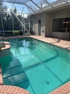 1033 Hampstead - Photo 5