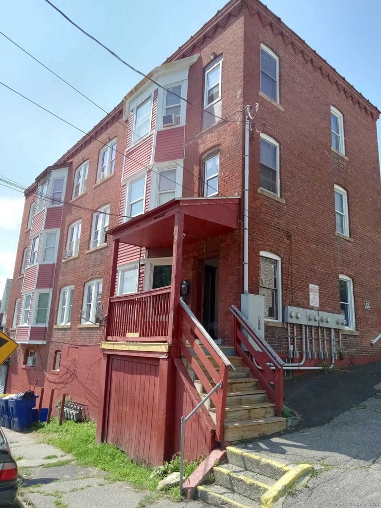 121 Lounsbury Street - Photo 0