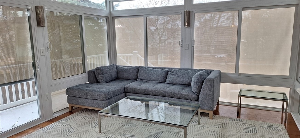 548 S Graham - Photo 16