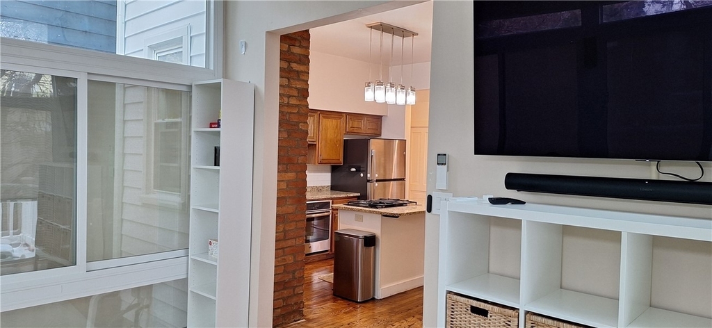 548 S Graham - Photo 19