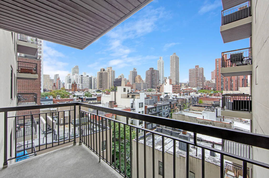 354 East 91st Street - Photo 6