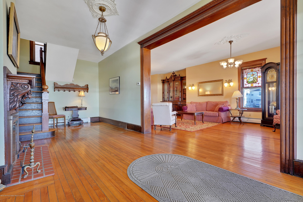 19 Ocean Avenue - Photo 11