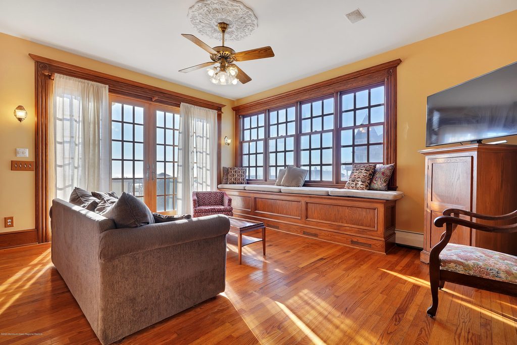 19 Ocean Avenue - Photo 17