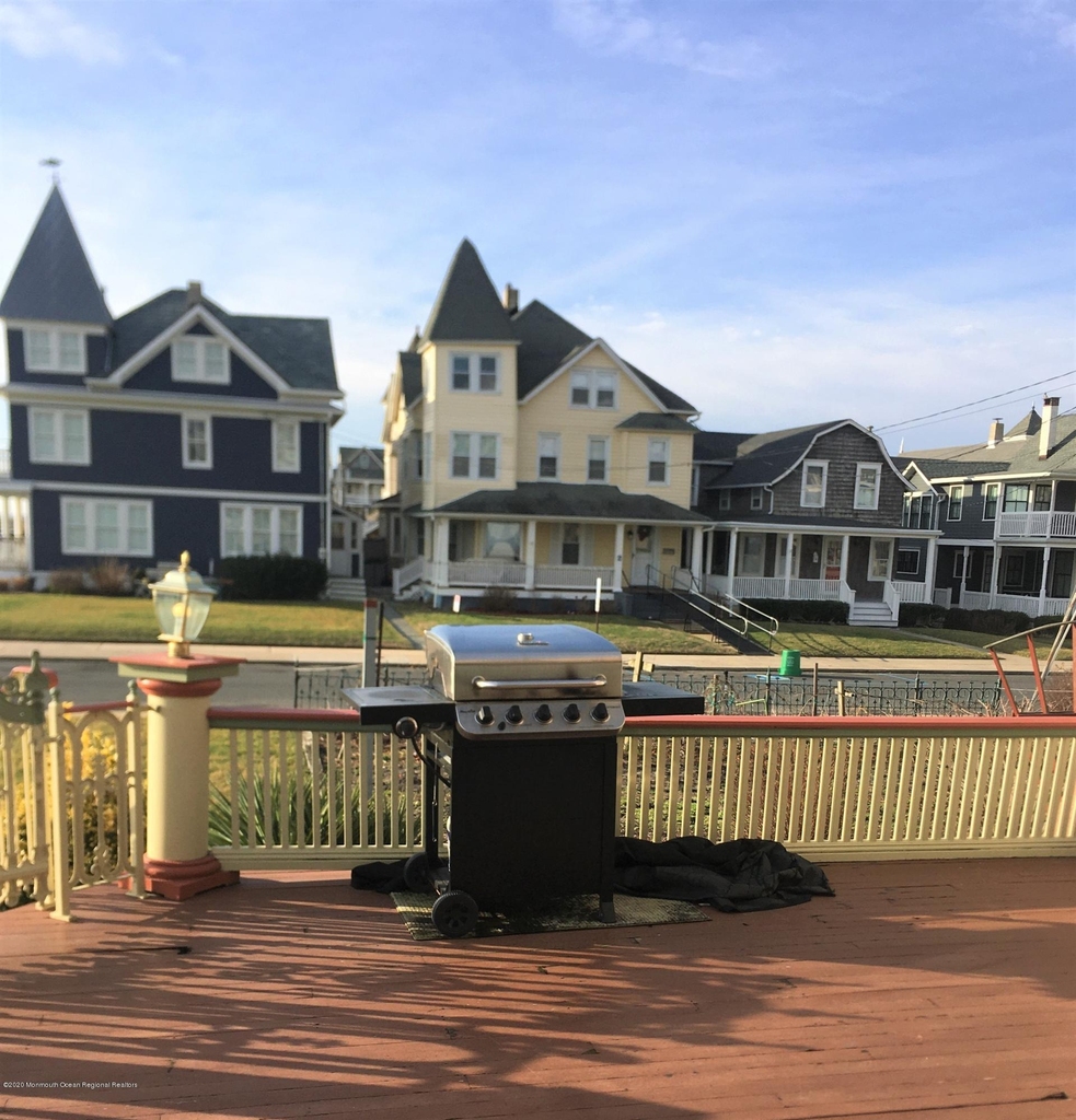 19 Ocean Avenue - Photo 7