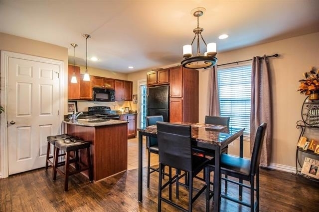 2824 Minert Street - Photo 3